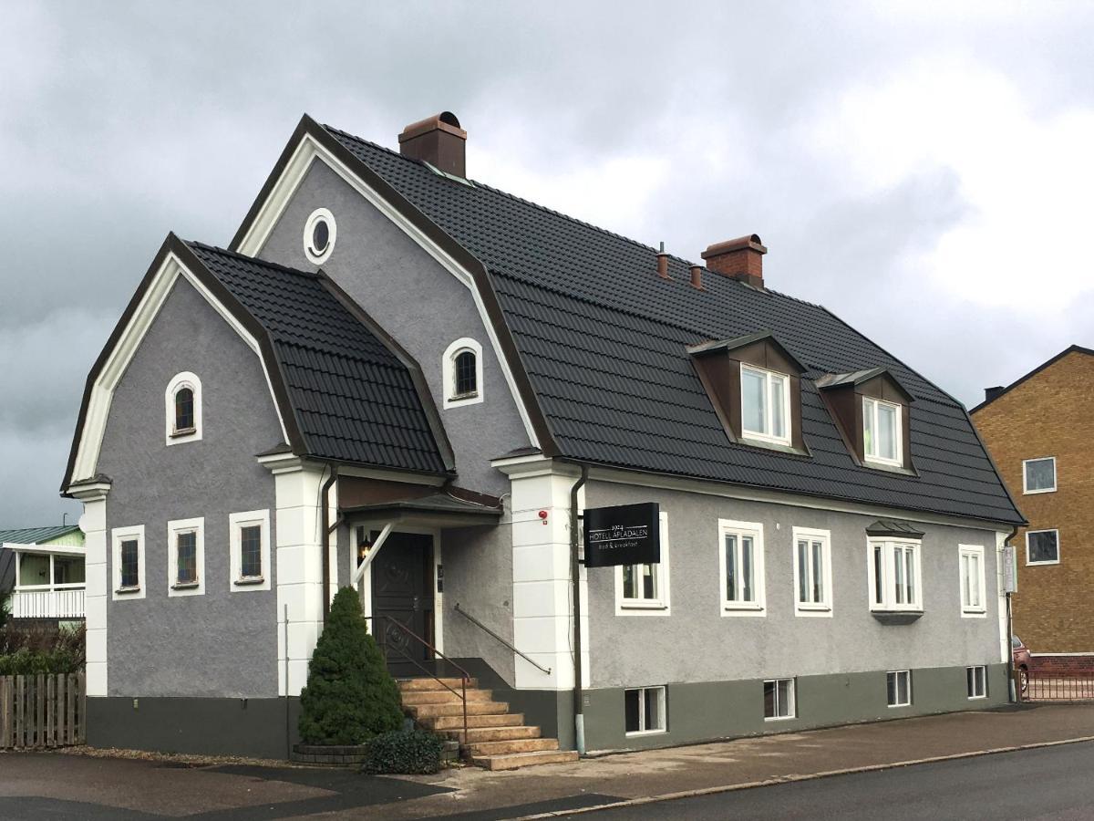 Hotell Apladalen I Vaernamo Värnamo Exterior foto