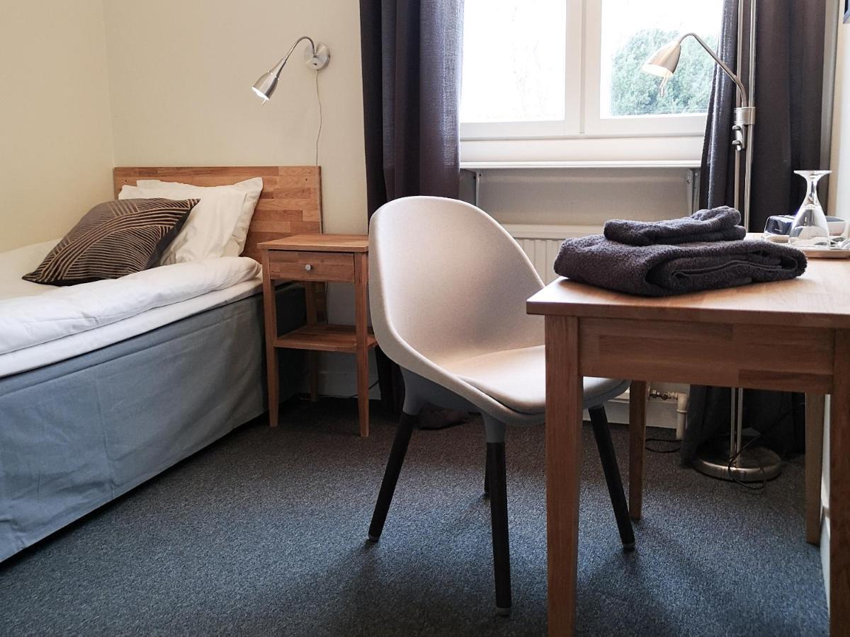 Hotell Apladalen I Vaernamo Värnamo Exterior foto